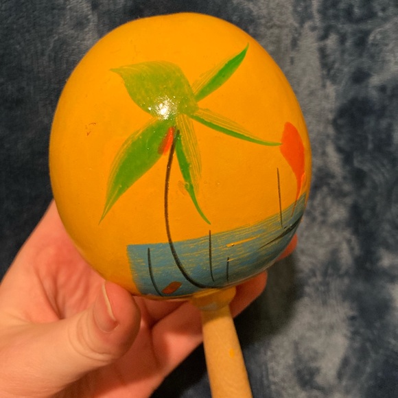 Novelty Yellow Maraca Shaker - Yellow, Beach Sunset, Palm Tree - Picture 1 of 16